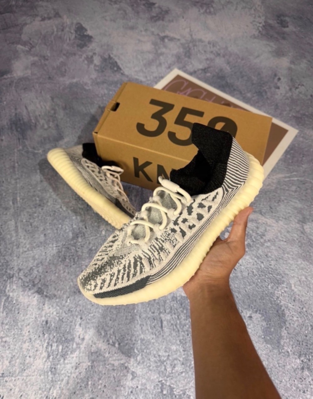 Yeezy 350 V2 CMPCT Slate White