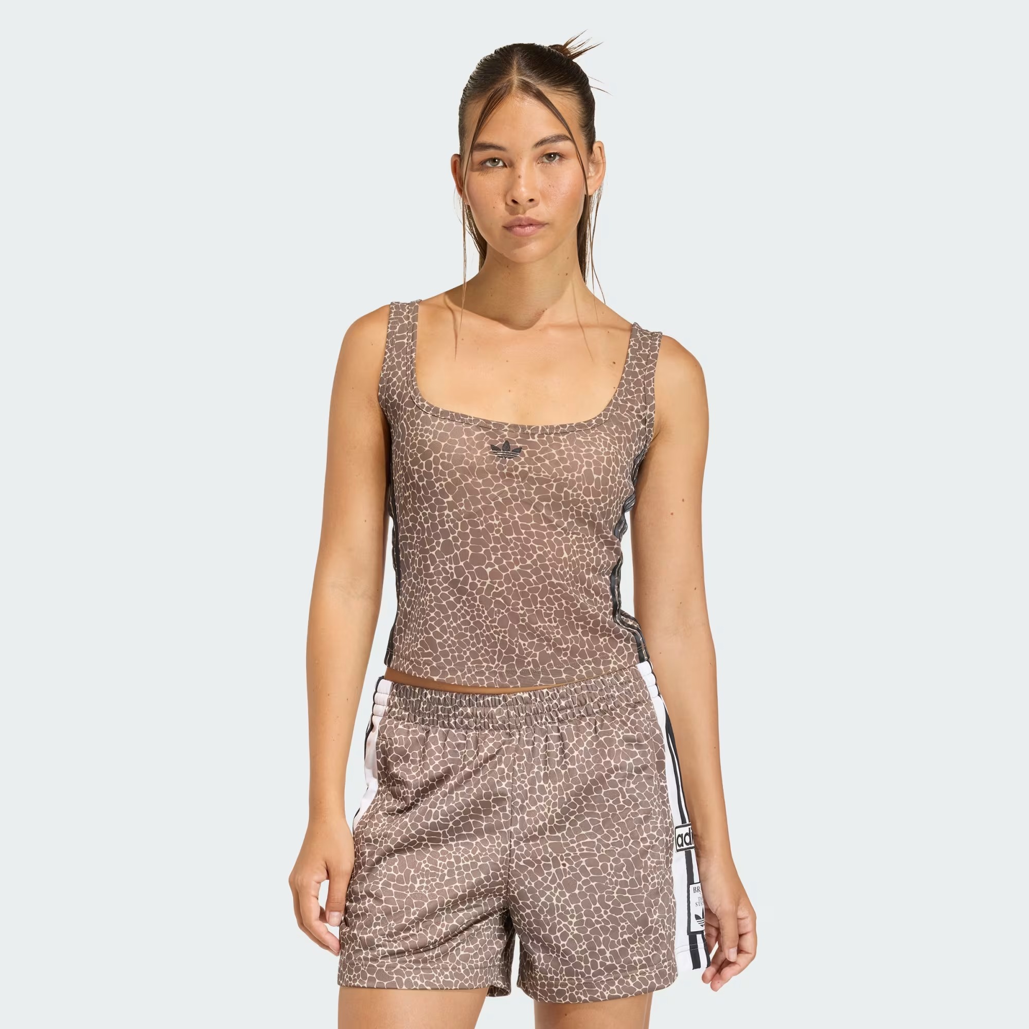Regata adidas AOP Earth Strata Stone Khaki — G, Novo