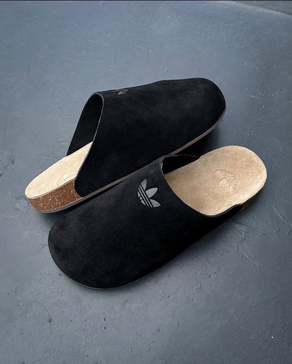 adidas Adimule Core Black Gum — 43, Novo