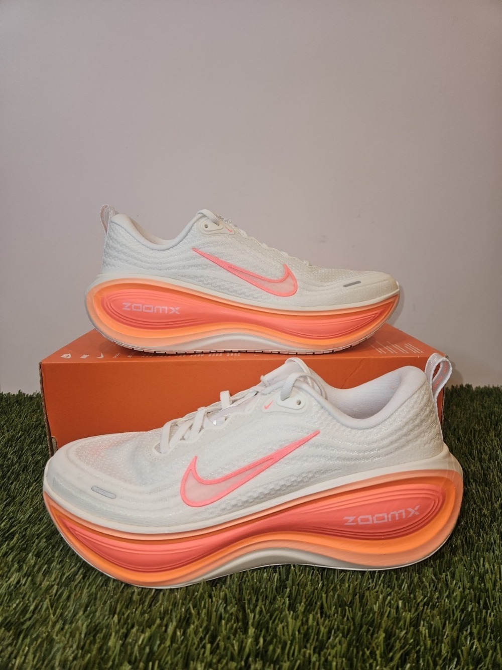 Nike Vomero Plus Sail Hot Lava White Orange Pulse — 35 / 35.5 / 36 / 37 / 37.5 / 38 / 39 / 39.5 / 40 / 40.5 / 41, Novo