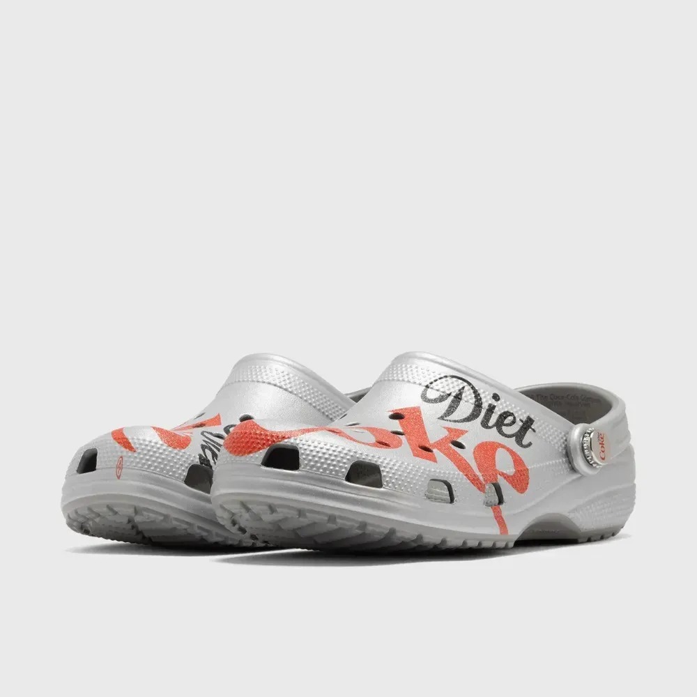 Coca-Cola x Crocs Classic Clog Diet Coke Silver — 34 / 35.5 / 37 / 38 / 39.5 / 40.5, Novo