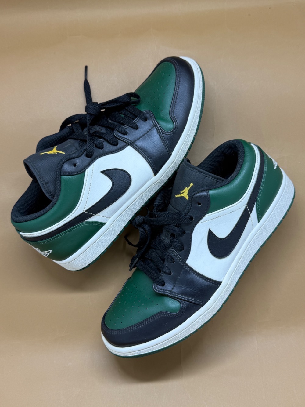 Air Jordan 1 Low Green Toe — 42, Usado