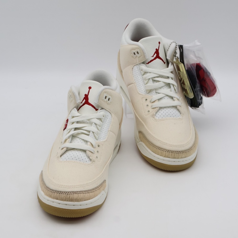 Levi's x Air Jordan 3 Ecru Denim — 34 / 35 / 35.5 / 36 / 37 / 38 / 39 / 39.5 / 40 / 40.5 / 41 / 42 / 42.5, Novo
