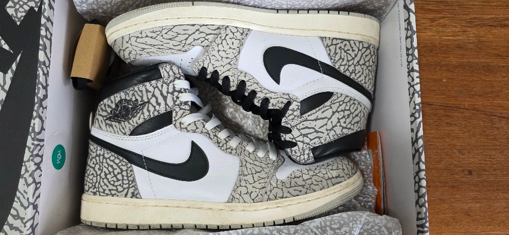 Air Jordan 1 High White Cement — 41, Usado