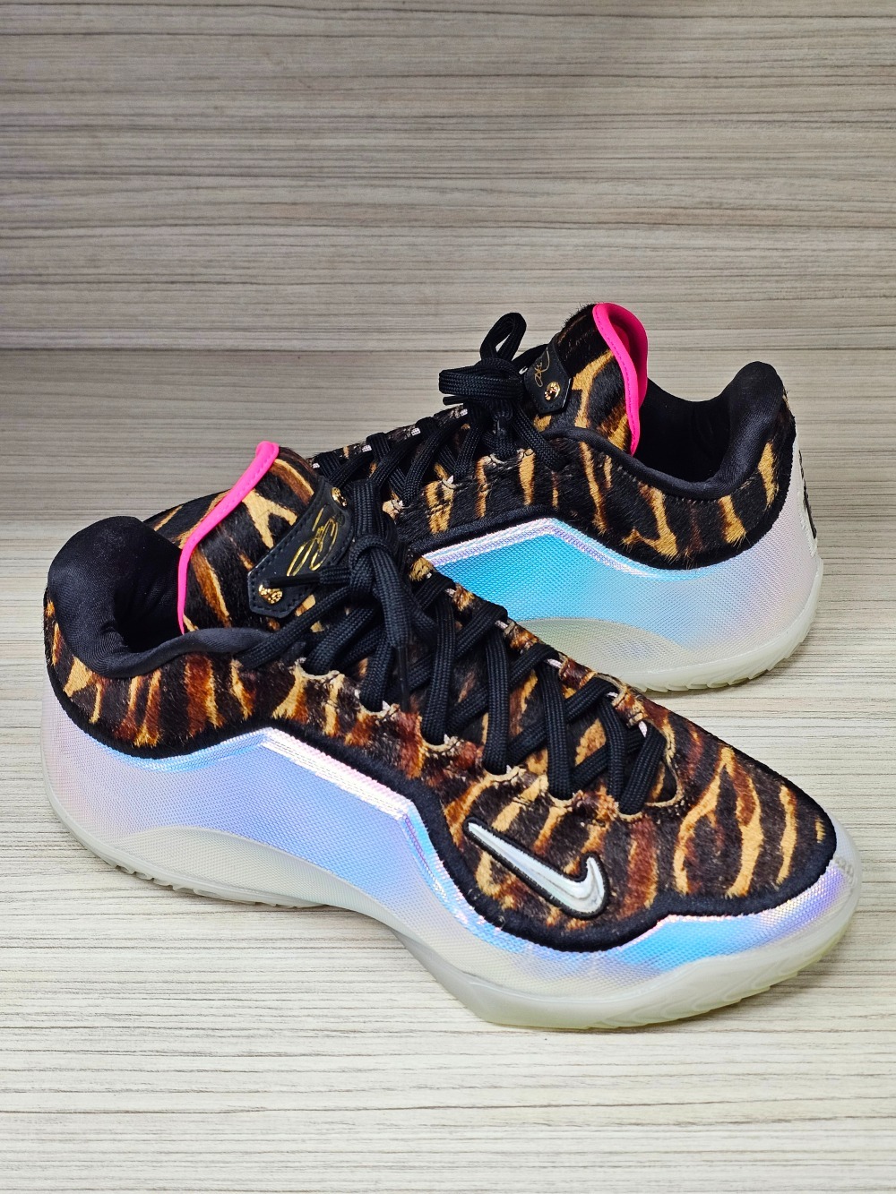 Nike LeBron 23 Heat Wave