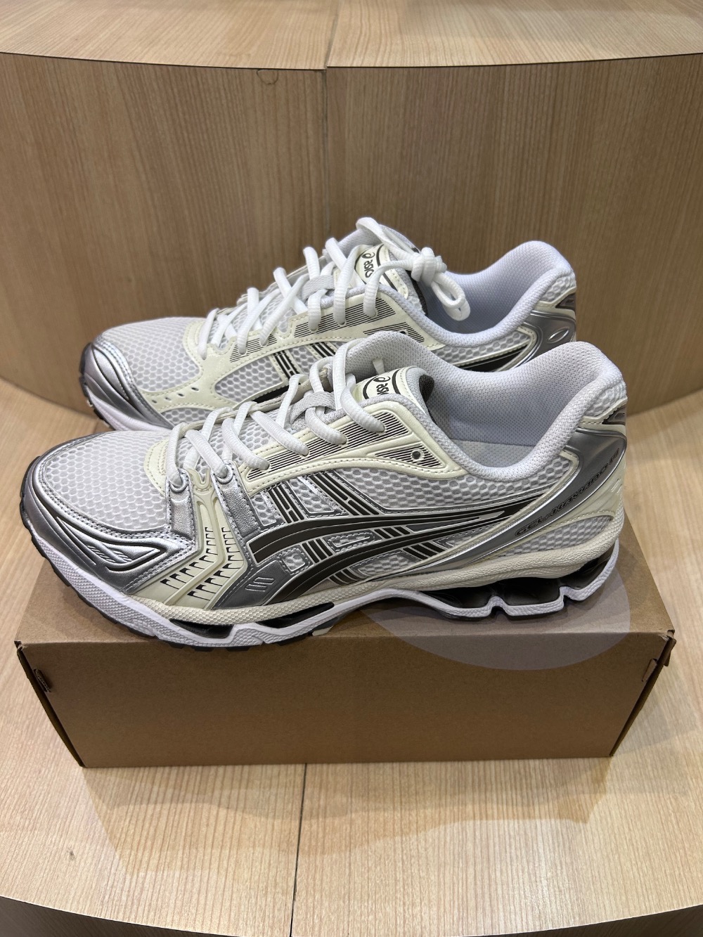 Asics Gel-Kayano 14 White Beige
