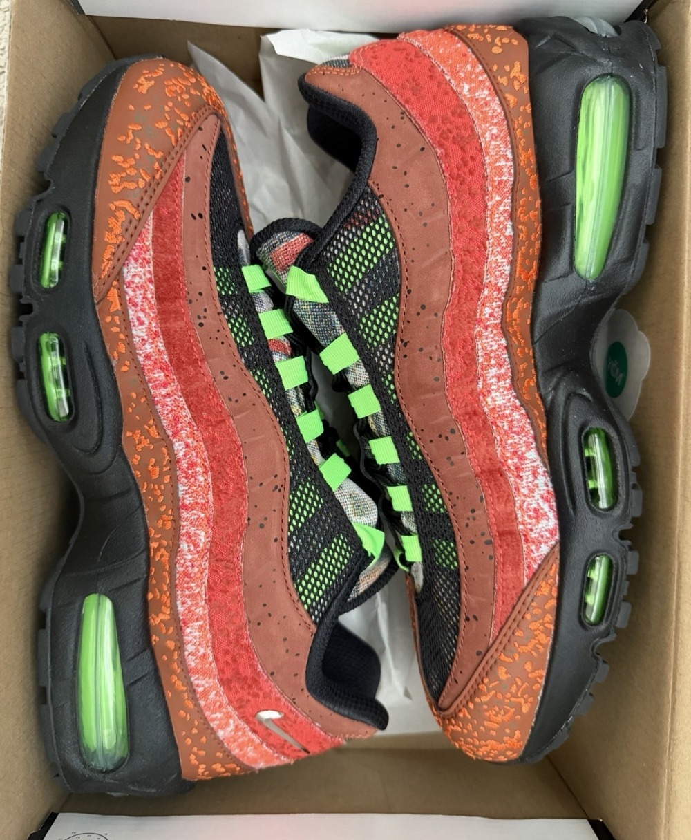 Nike Air Max 95 Big Bubble Family Reunion Hong Kong — 38 / 39 / 39.5 / 40 / 40.5 / 41 / 42 / 42.5 / 43 / 43.5, Novo