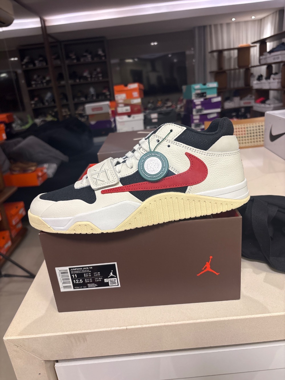 Travis Scott x Air Jordan Jumpman Jack University Red
