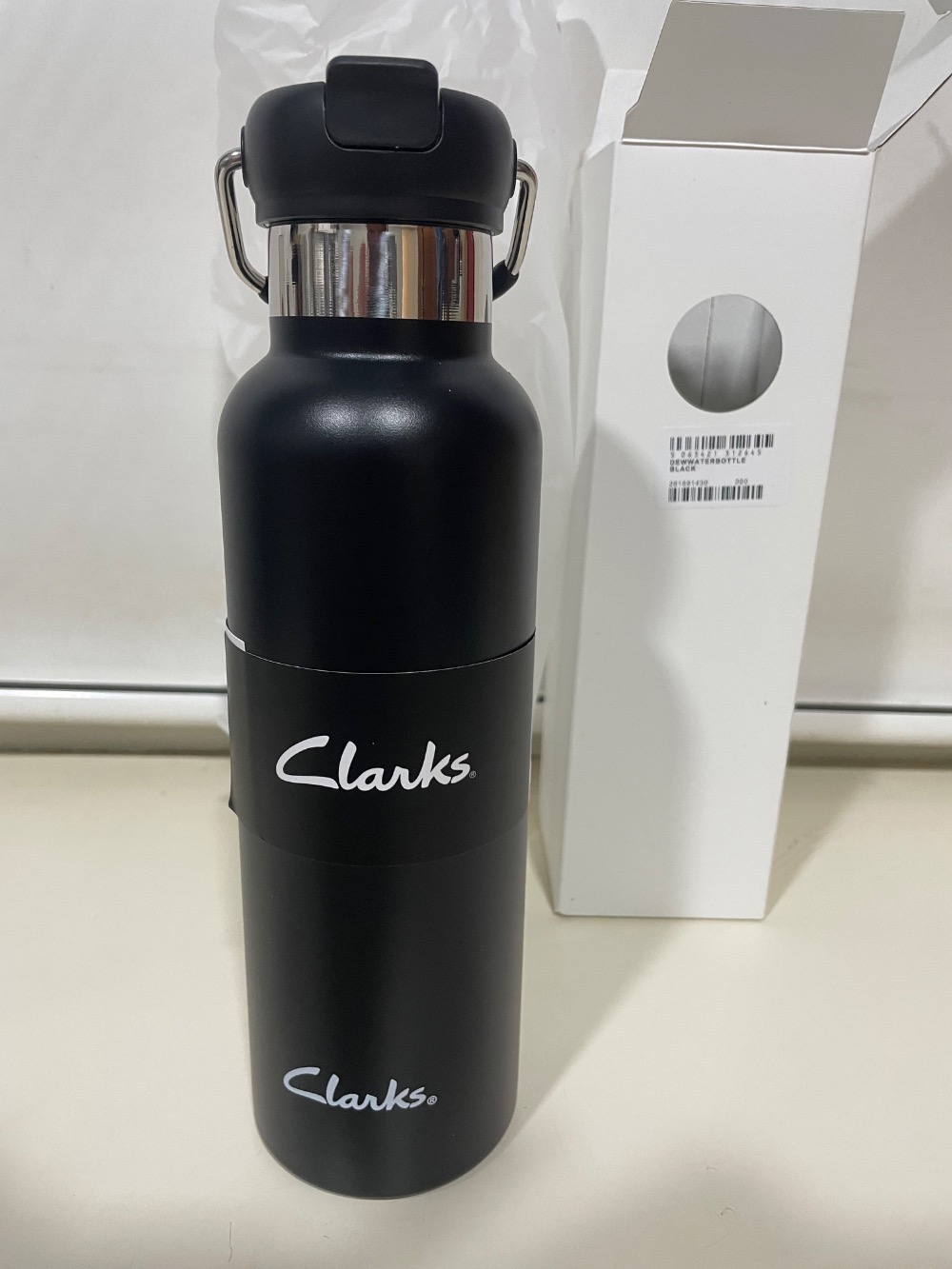 Garrafa Térmica Clarks Preta 650ml Nova