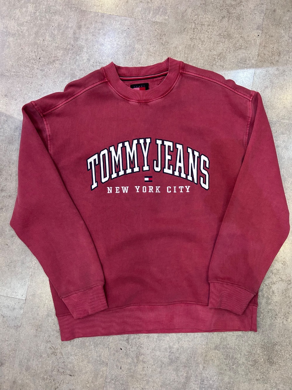 Moletom Tommy Jeans Relaxed Varsity Vermelho