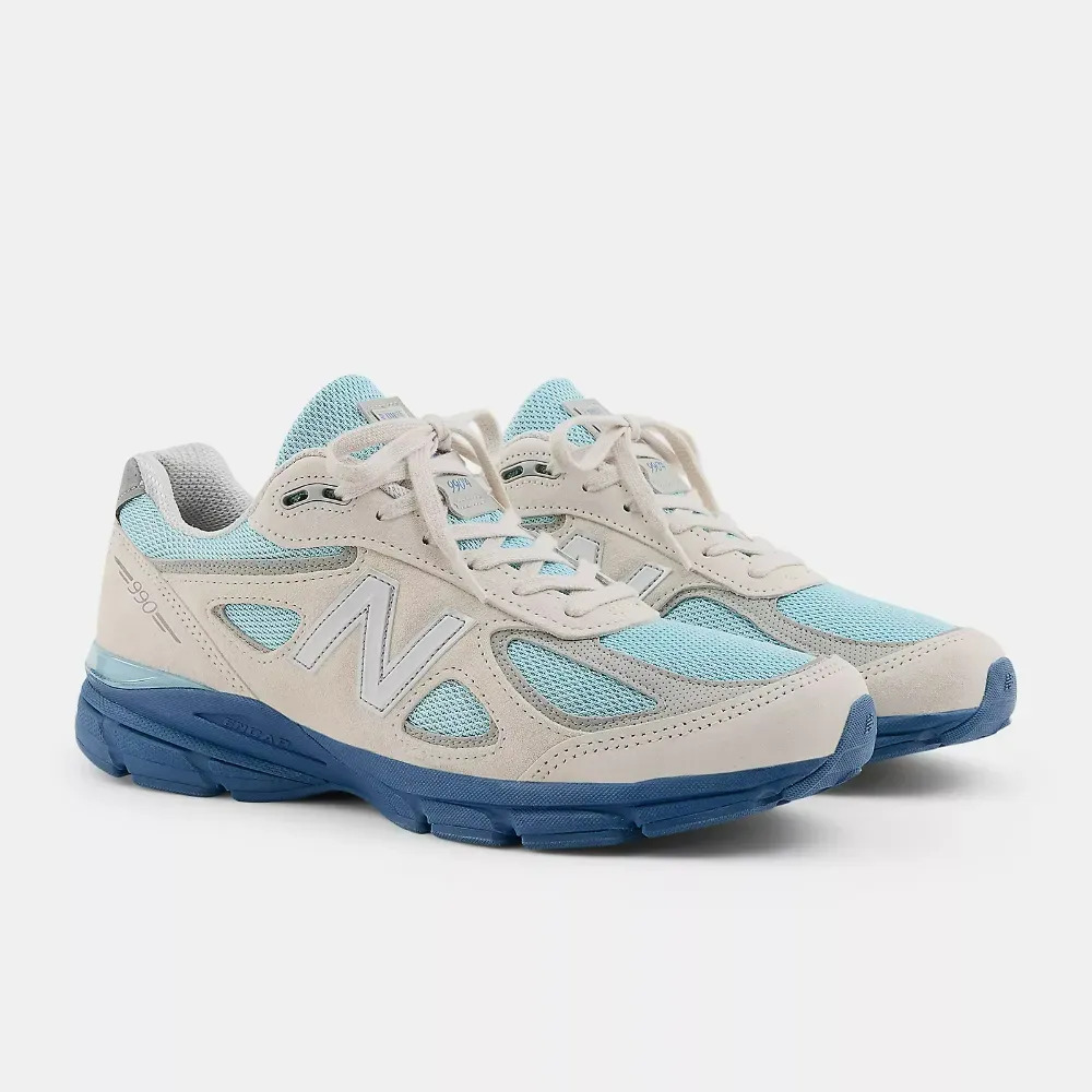 New Balance Made in USA 990v4 Moonbean Cloud Blue