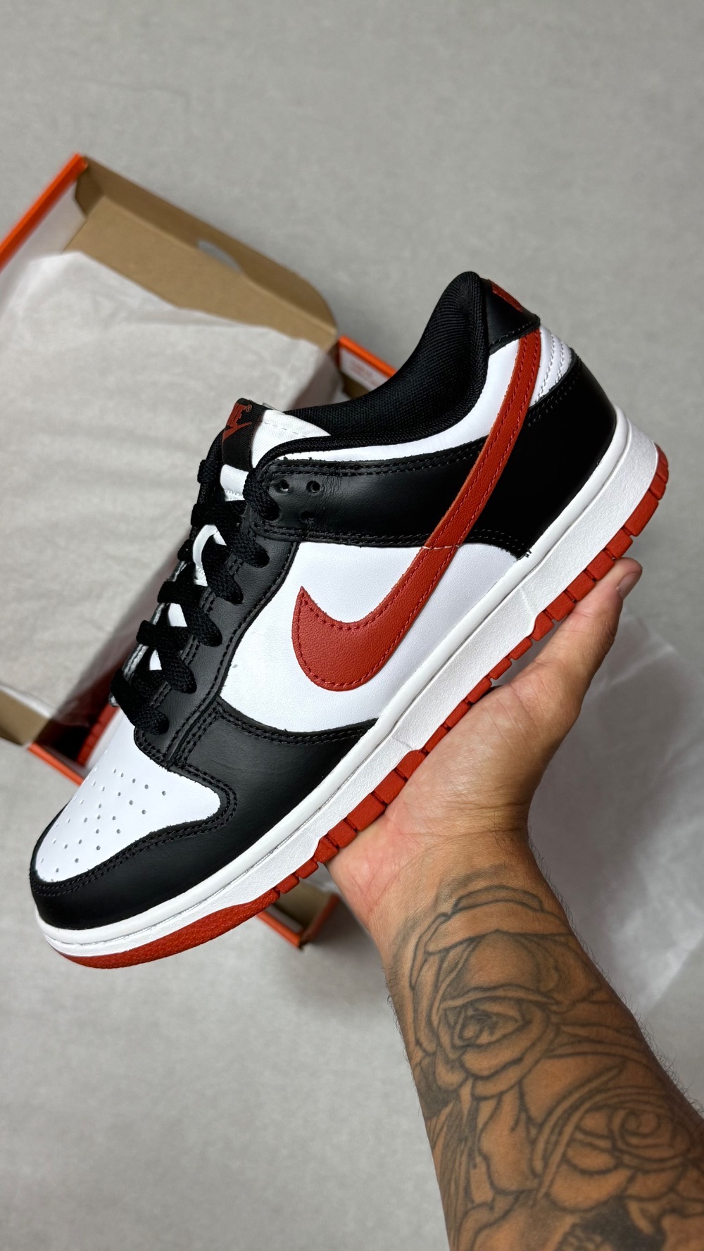 Nike Dunk Low White Dragon Red Black — 39, Novo