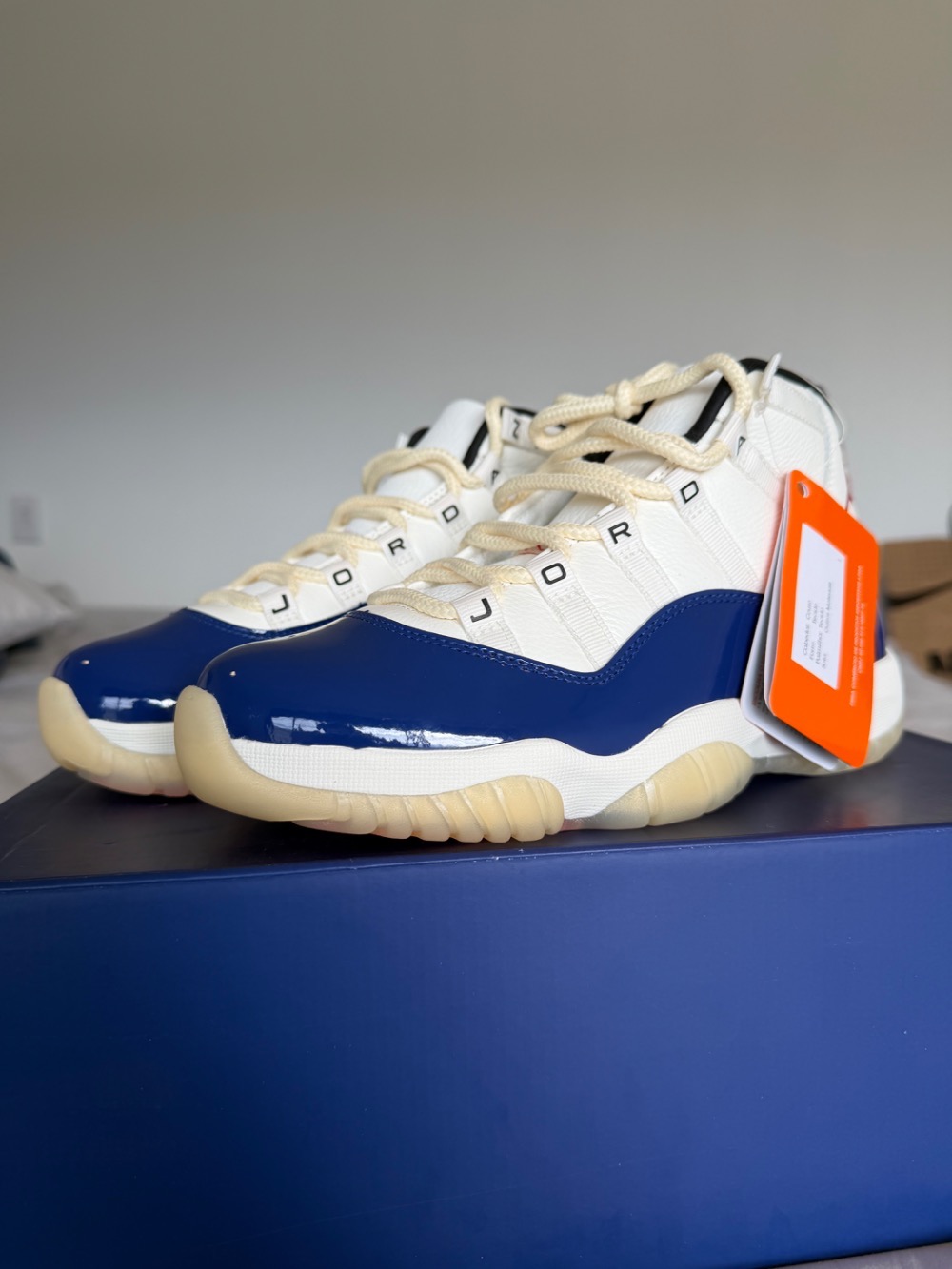 Air Jordan 11 Rare Air