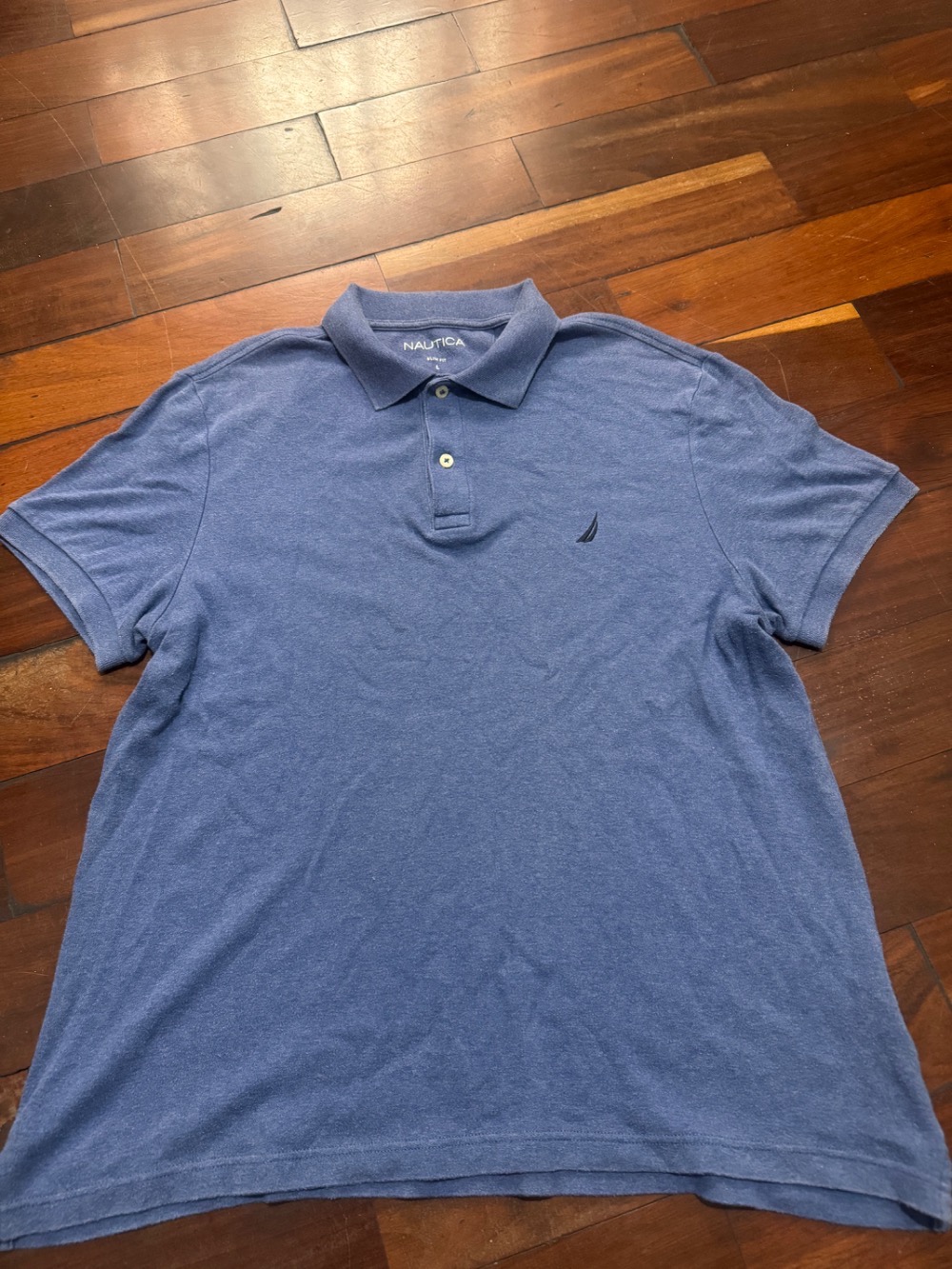 camiseta polo nautica