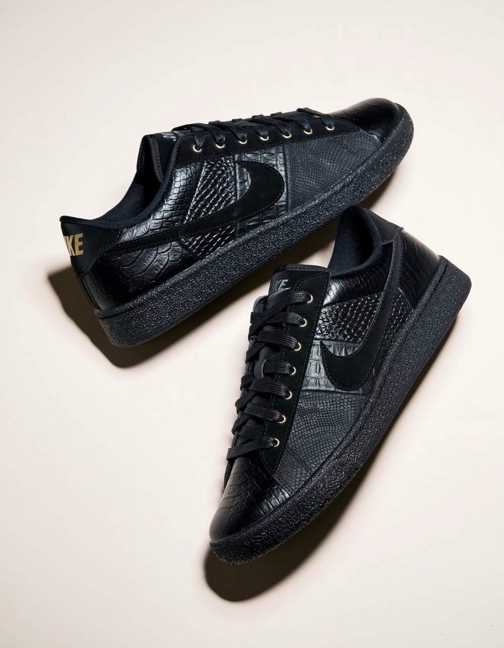 Nike Tennis Classic CS Premium Black