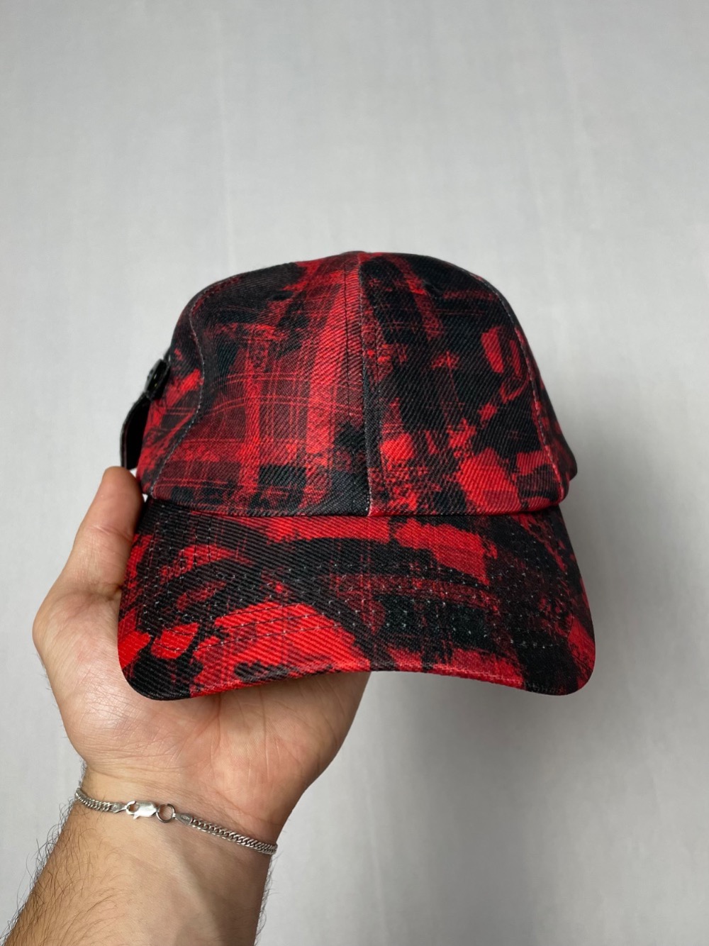 Boné Mad Enlatados Padronagem Vermelho