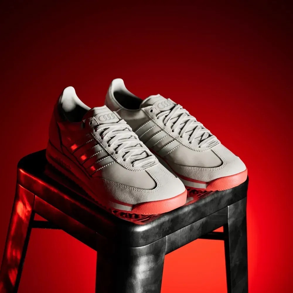 Audi x adidas SL 72 RS Grey Chalk Pearl Hi-Res Red — 38 / 39 / 39.5 / 40 / 40.5 / 41 / 42 / 42.5 / 43 / 43.5 / 44, Novo