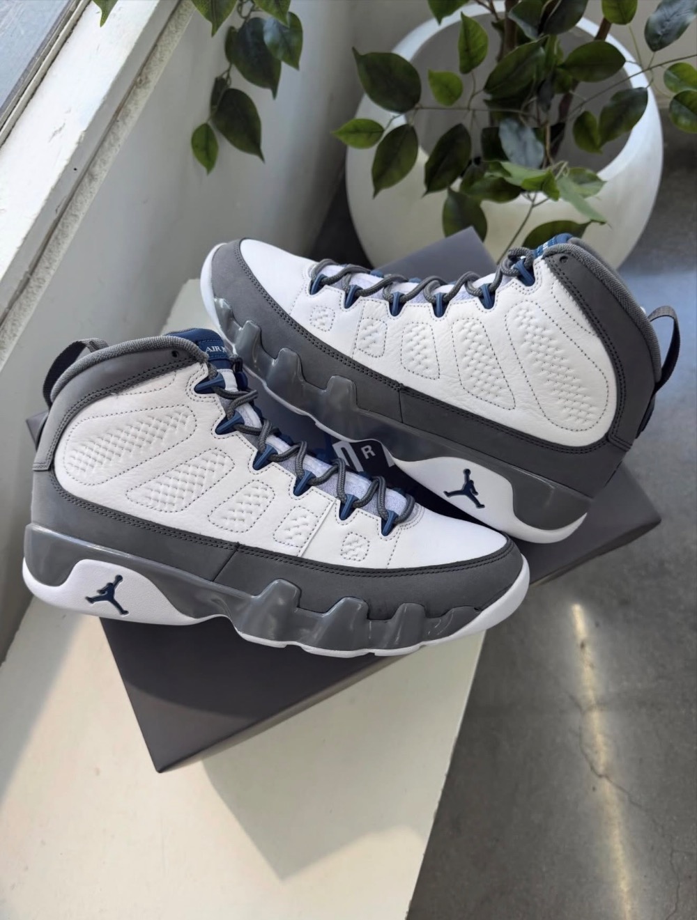 Air Jordan 9 Flint Grey French Blue