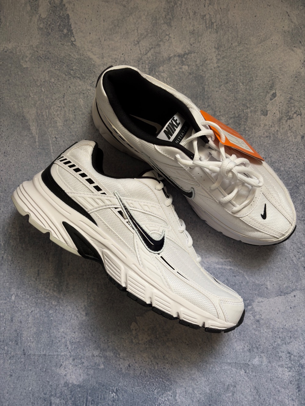 Nike Initiator White Black
