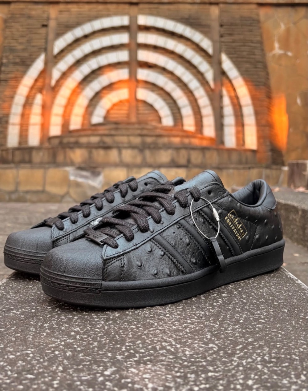 Footpatrol x adidas Superstar Black Ostrich — 36, Novo