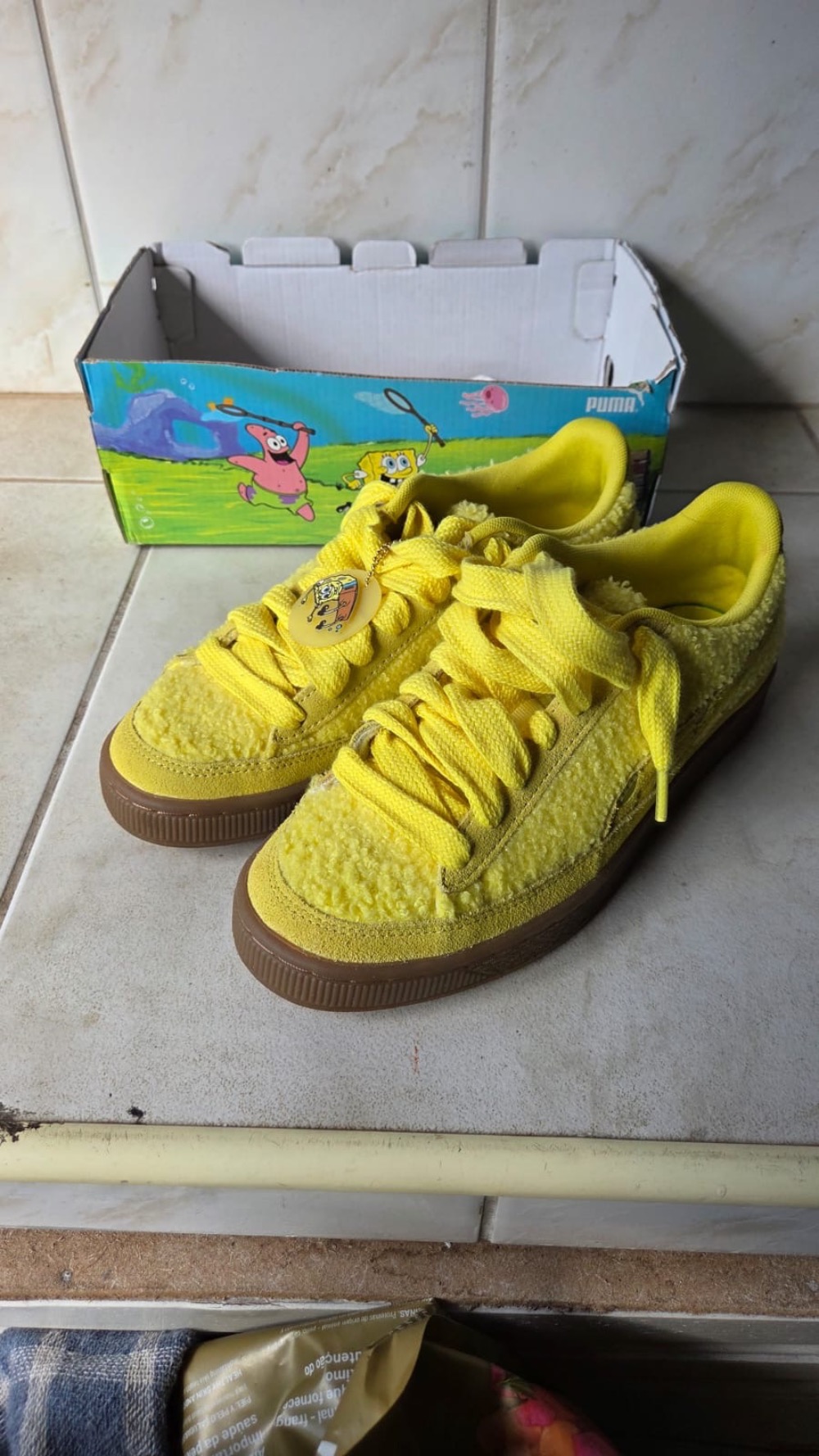 Bob Esponja x Puma Suede Yellow — 38, Usado