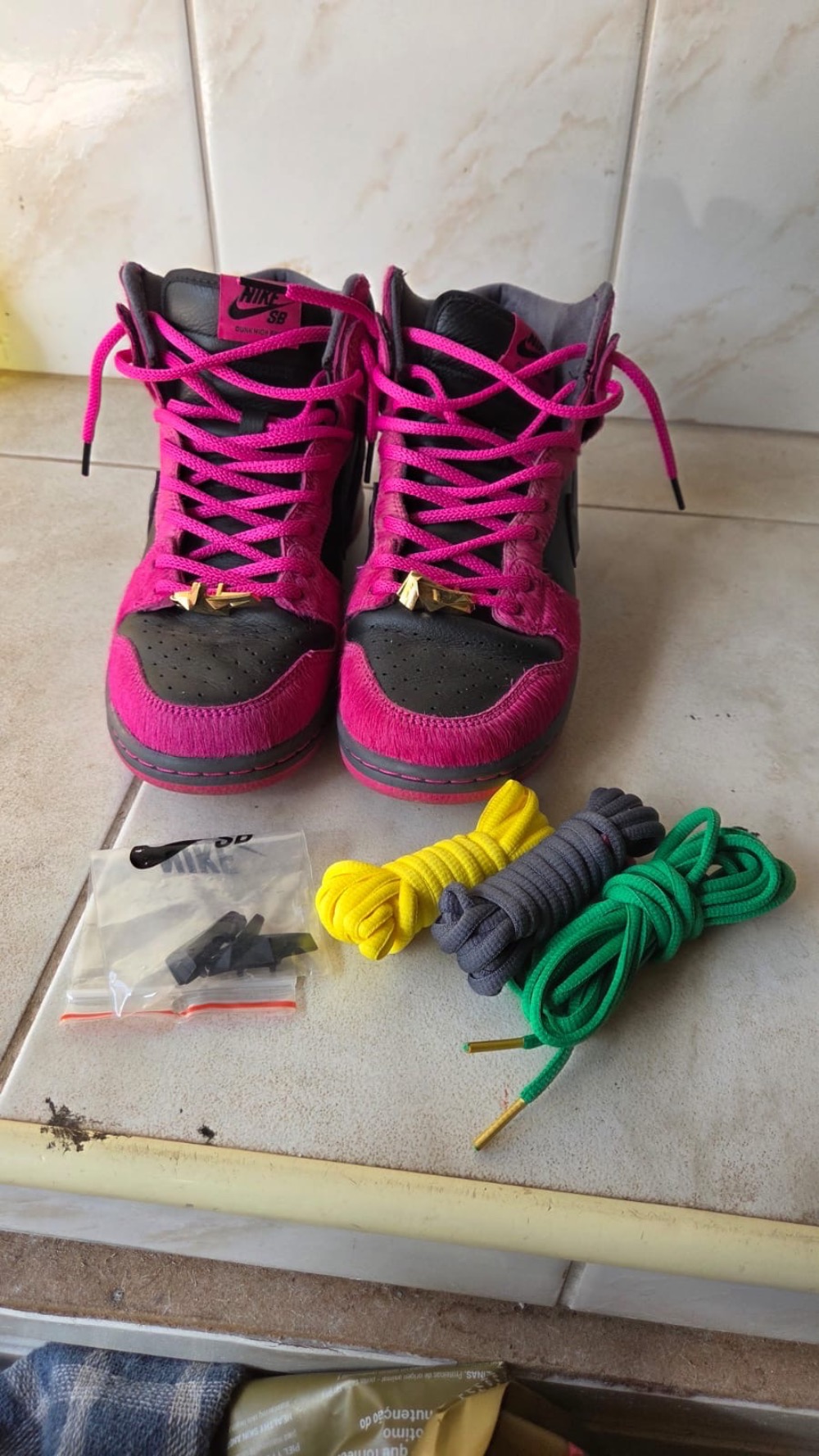 Nike SB Dunk High Run the Jewels Active Pink and Black — 39.5, Usado