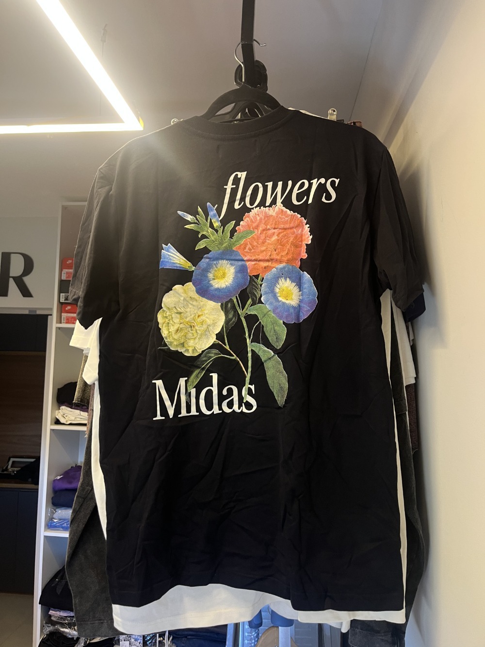 Camiseta Midas Touch Flower Black