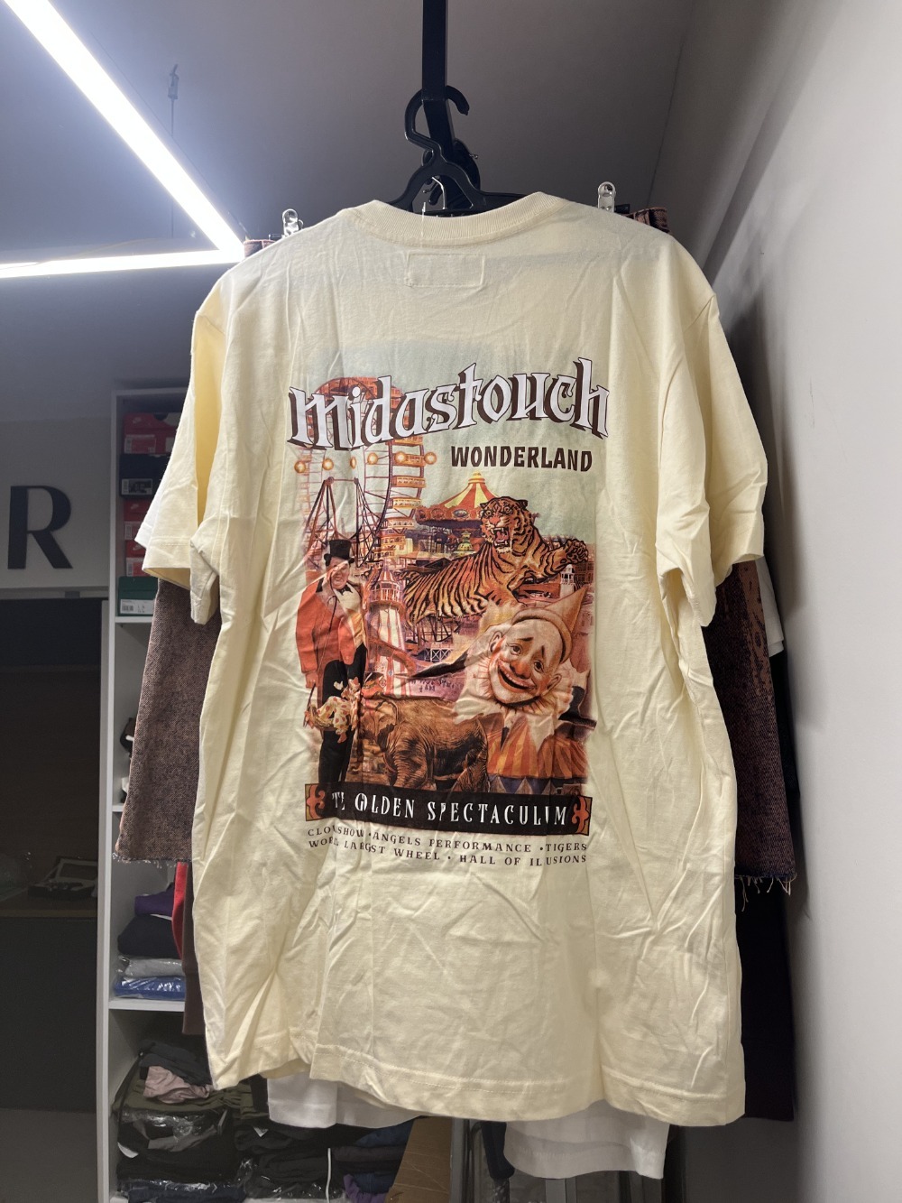 Camiseta Midas Touch WonderLand