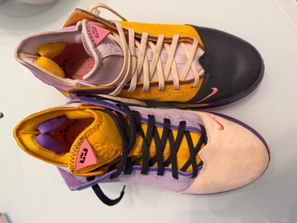 Nike LeBron 19 Low Mismatch