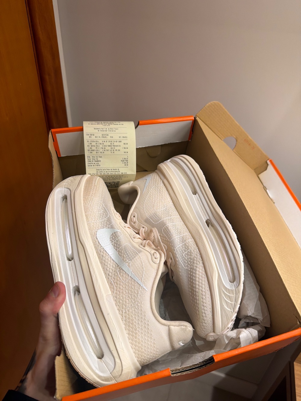 Nike Vomero Premium Chalk — 39, Novo