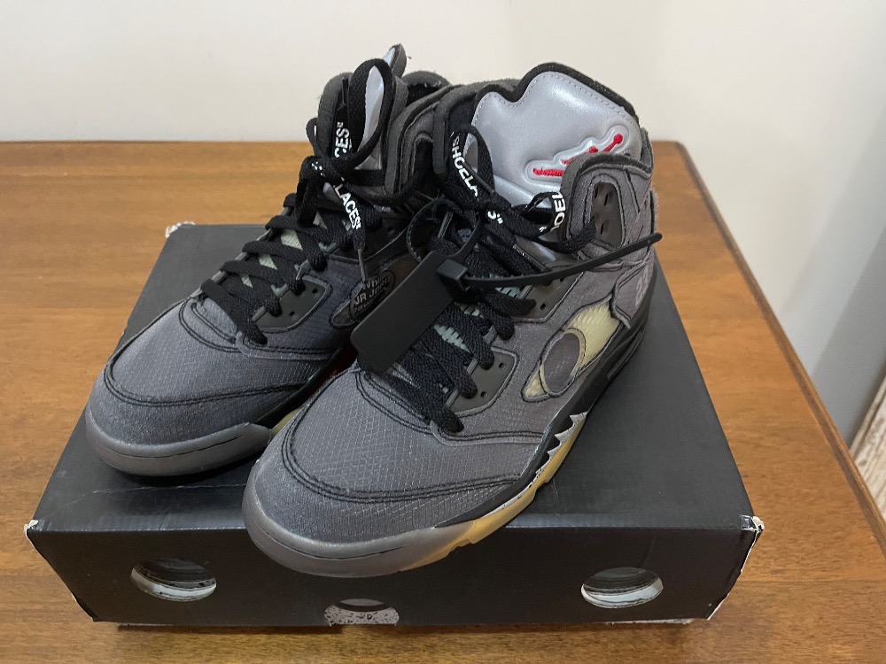 Off-White x Air Jordan 5 Black Metallic