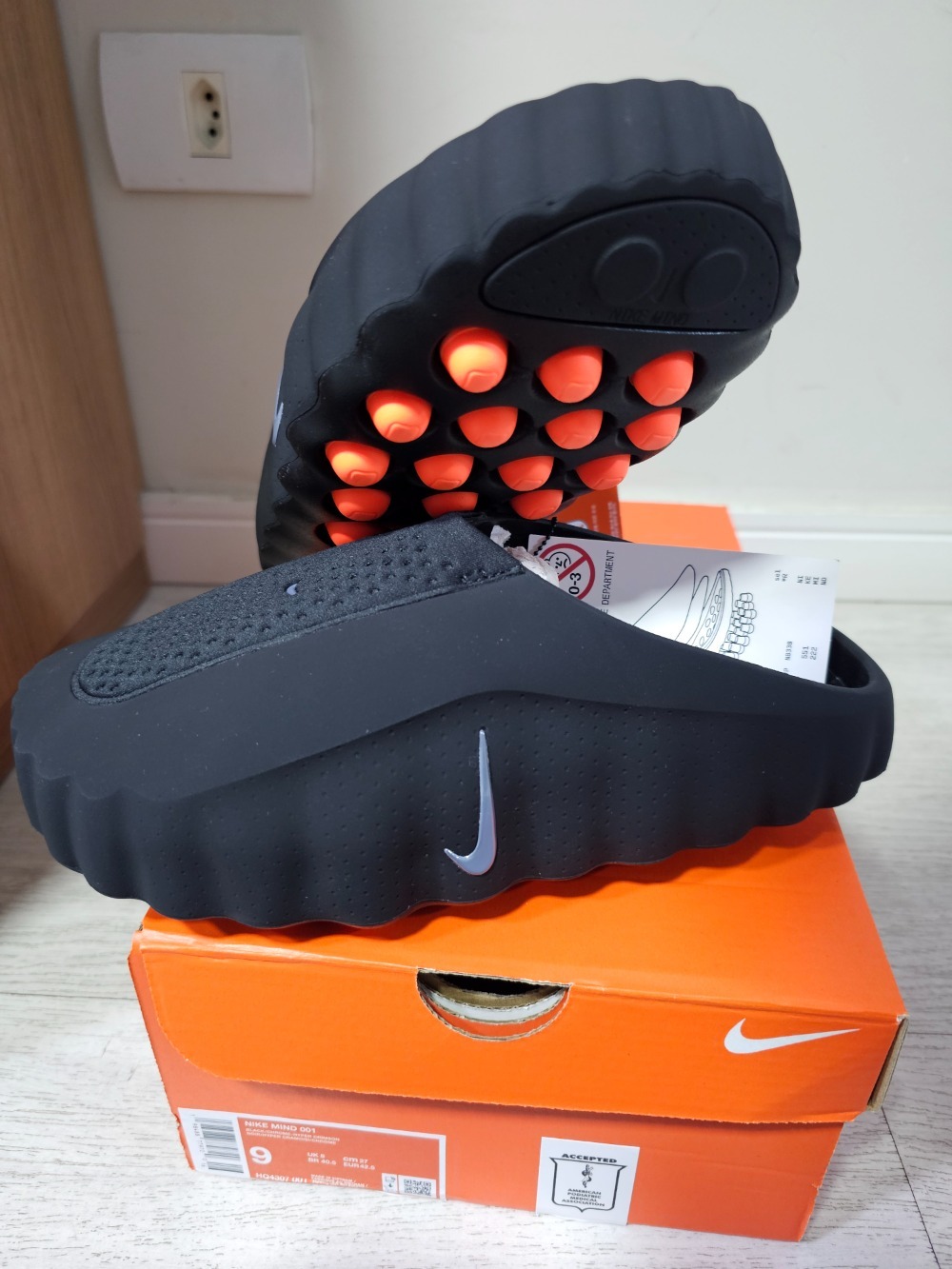 Nike Mind 001 Slide Black Chrome — 40.5, Novo