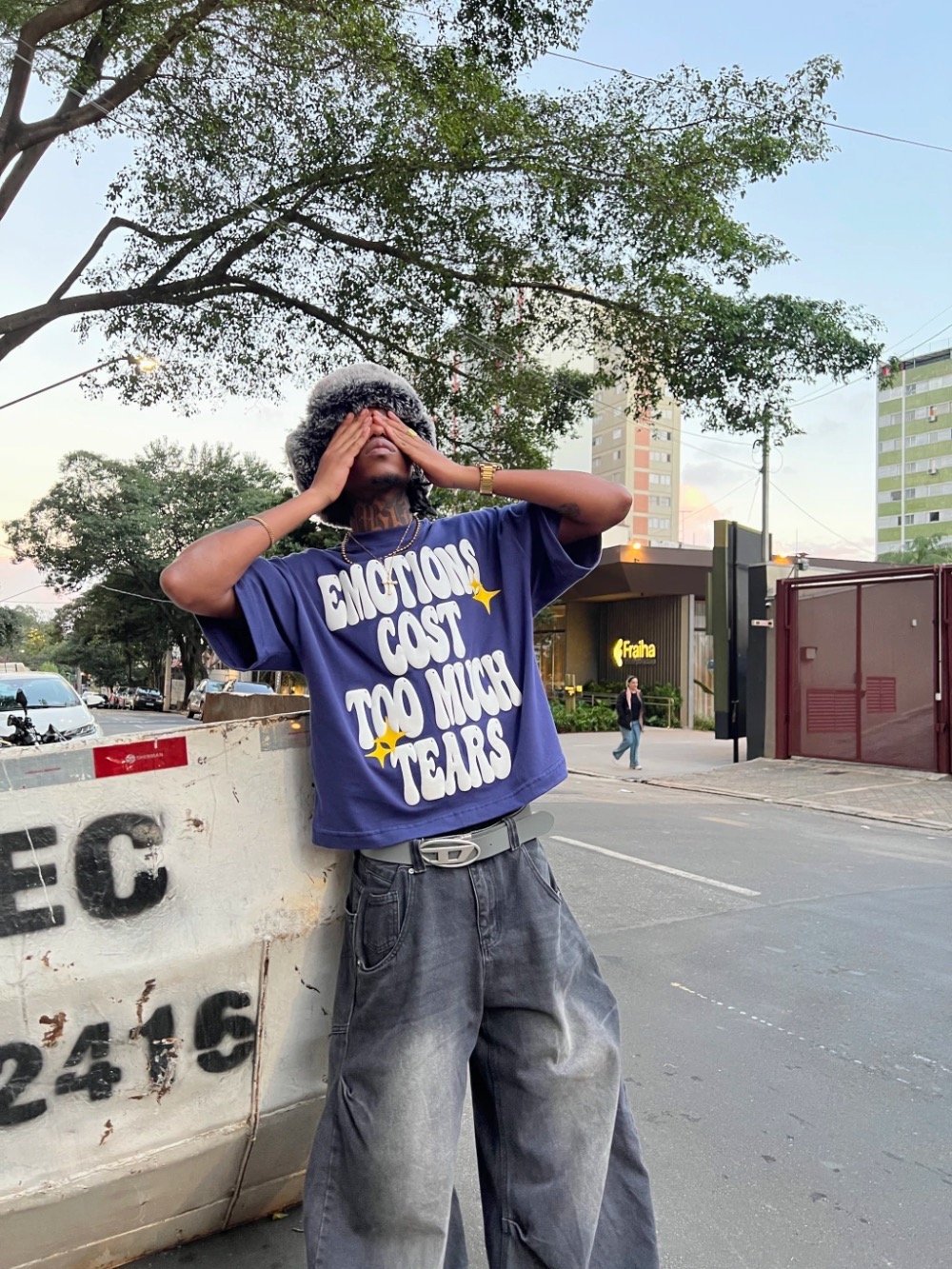 Camiseta Tears Cost Too Much Blue