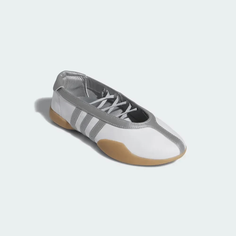 adidas Taekwondo Mei Cloud White Silver Metallic Gum