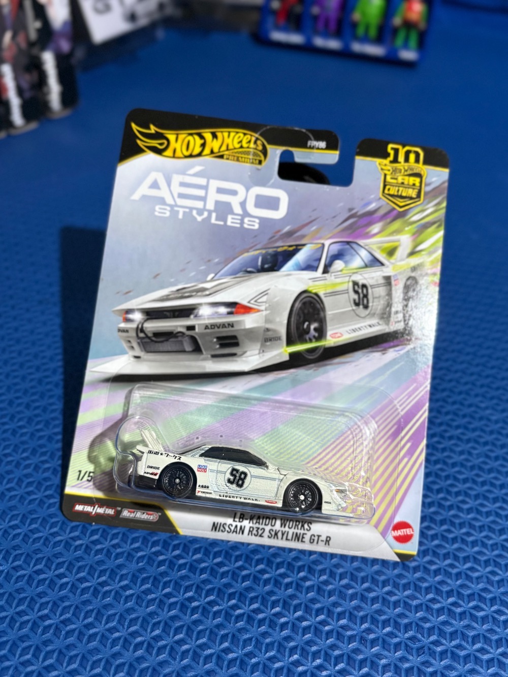 Hotwheels Premium LB-Kaido Works Nissan R32 Skyline GT-R