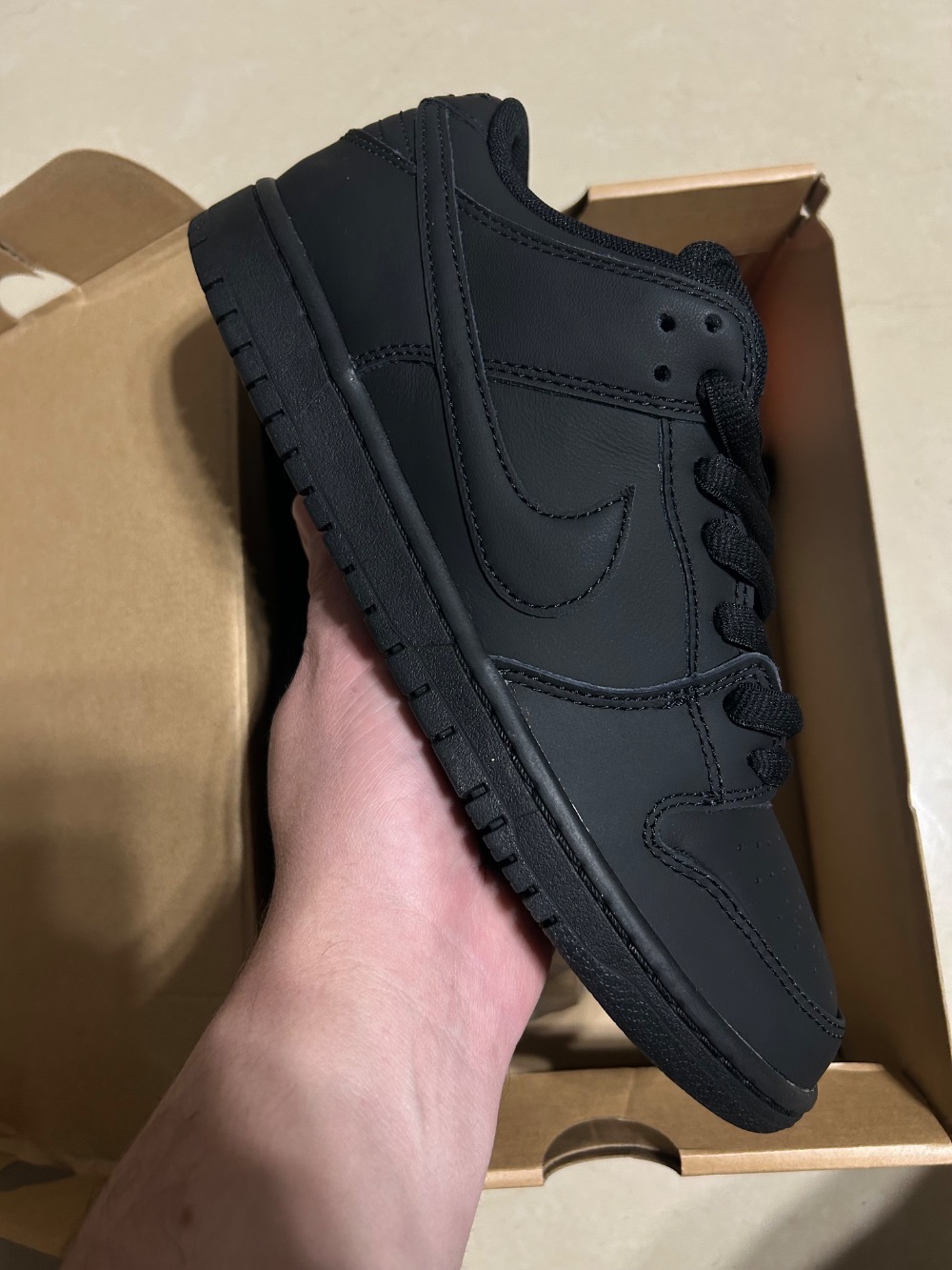 Nike SB Dunk Low Pro Triple Black — 40, Novo