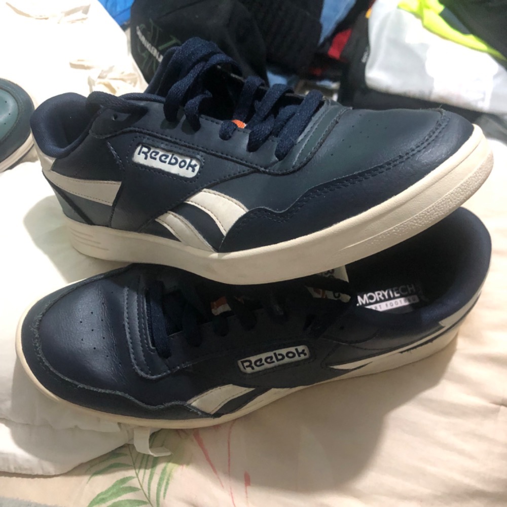 Reebok Court Advance