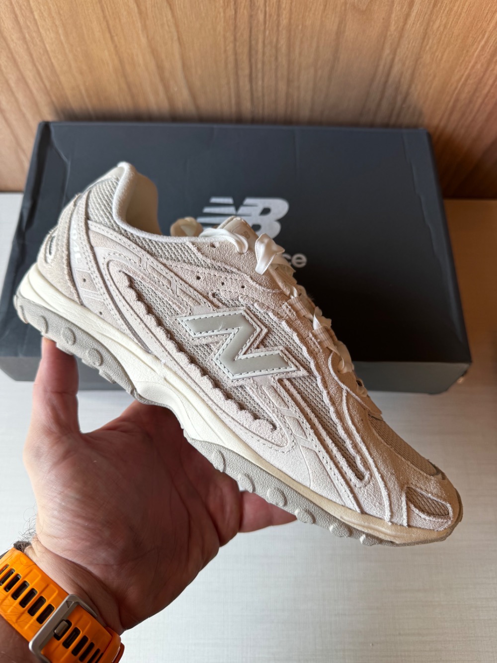 New Balance 204L Sea Salt