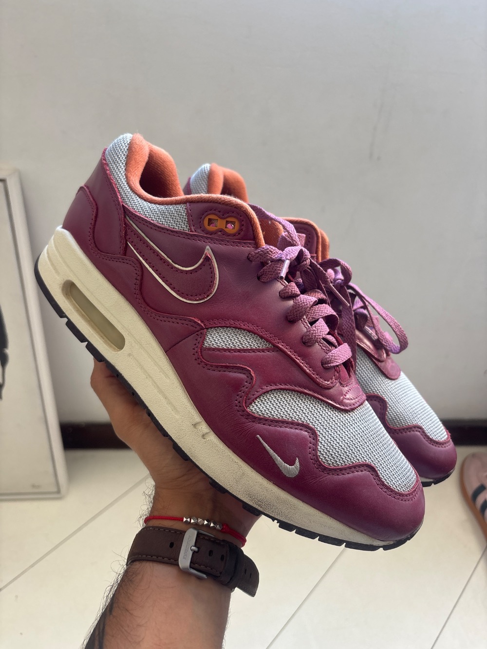 Patta x Nike Air Max 1 Night Maroon — 42.5, Usado