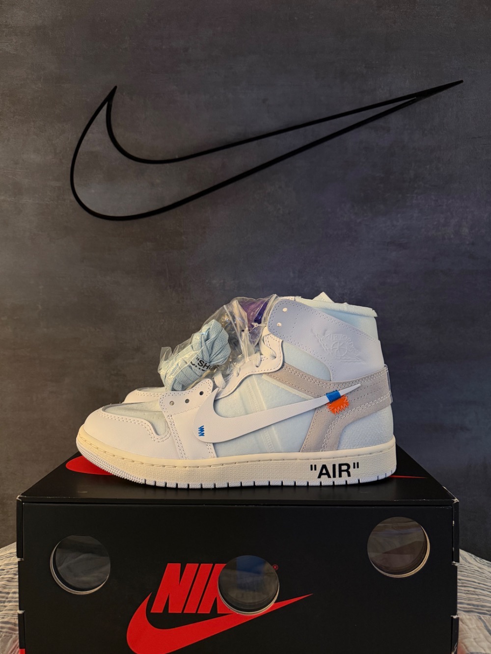 Virgil Abloh Archive x Air Jordan 1 High Retro Alaska (2026) — 42, Novo