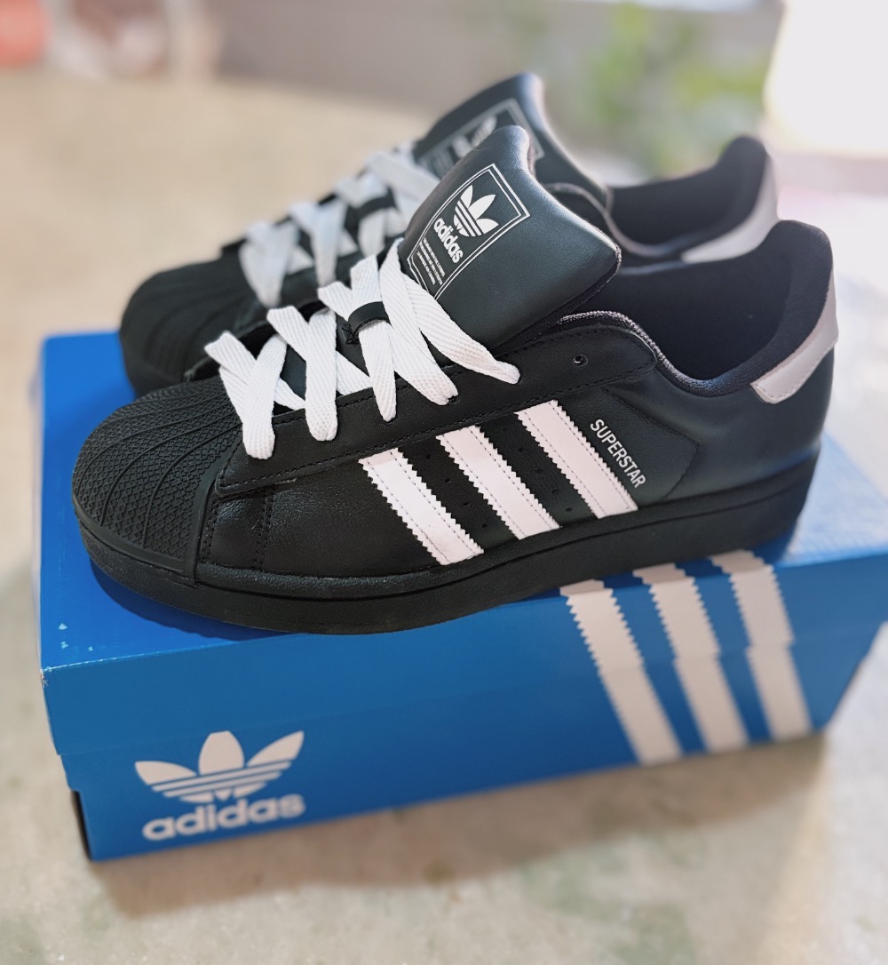 adidas Superstar Core Black Cloud White — 37, Usado