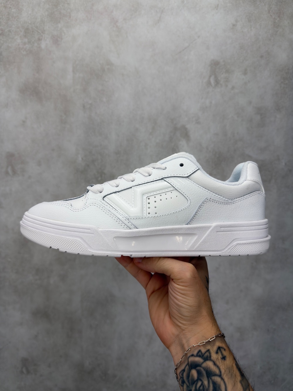 Vans Upland White