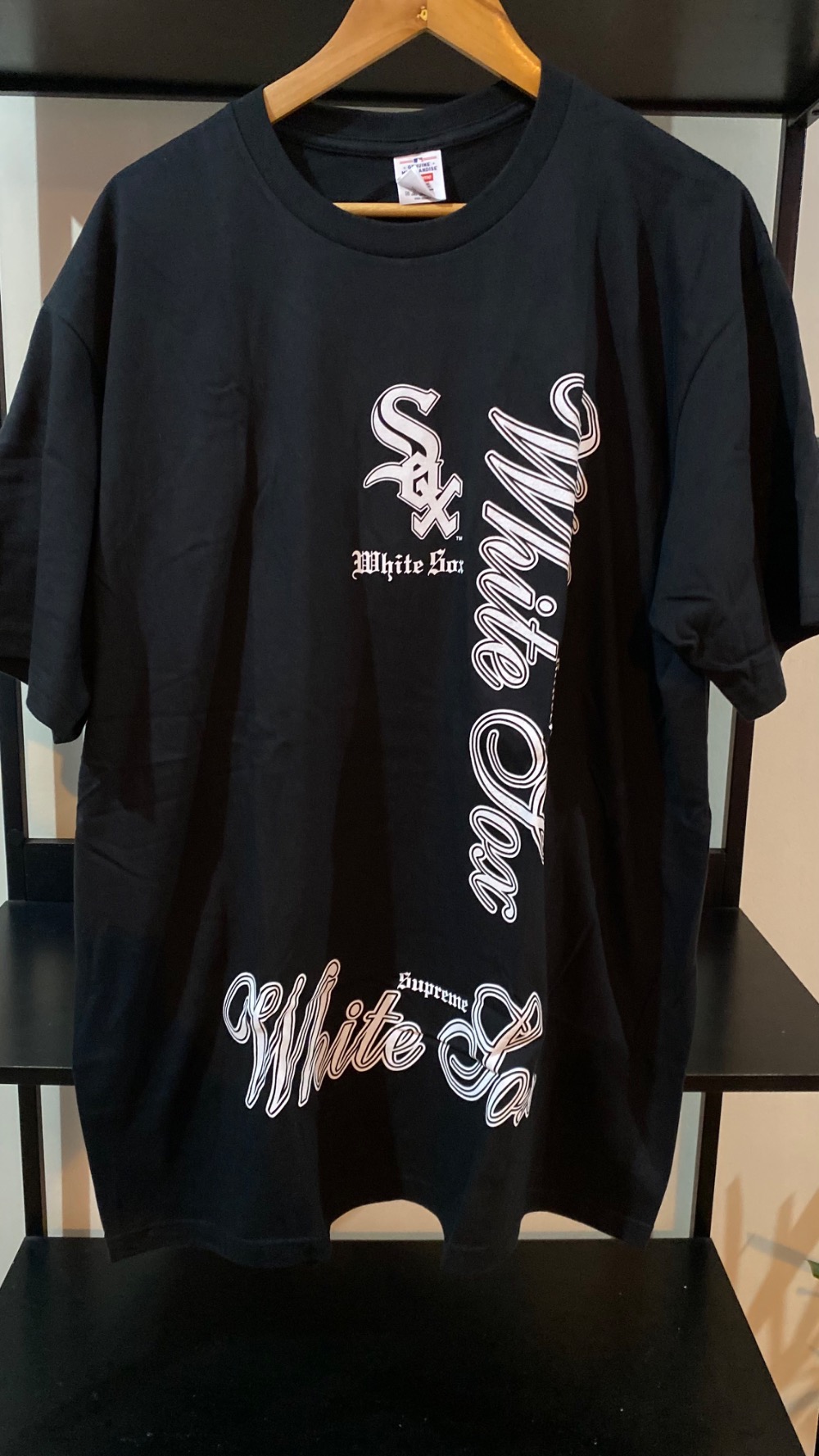 Camiseta Supreme MLB Team Sox Black FW25-W17 — XG, Novo