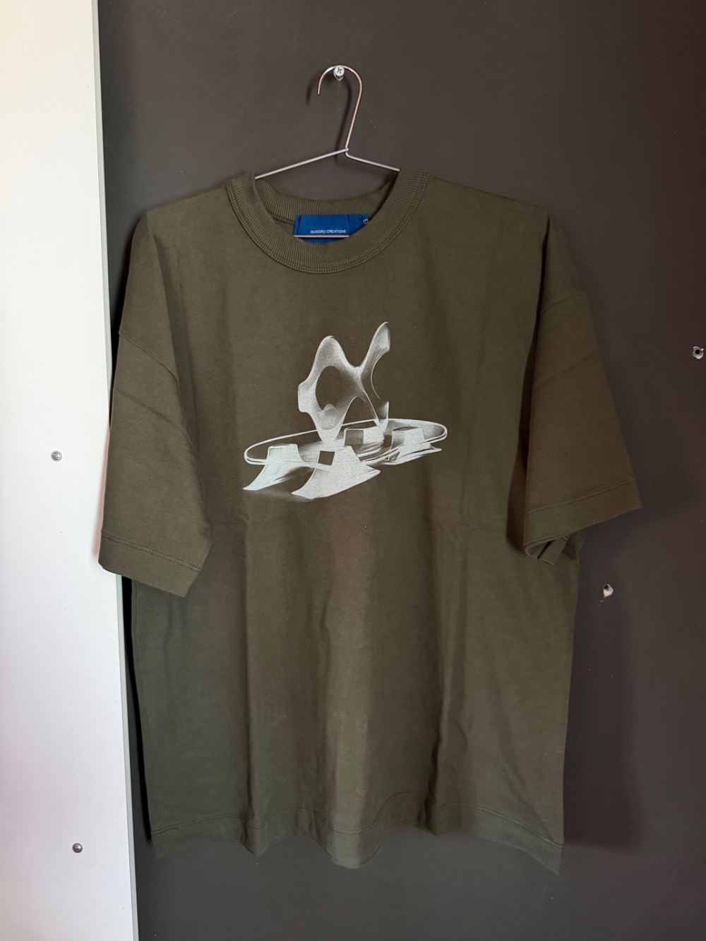 Camiseta Quadro Creations Mesa Boxy Verde
