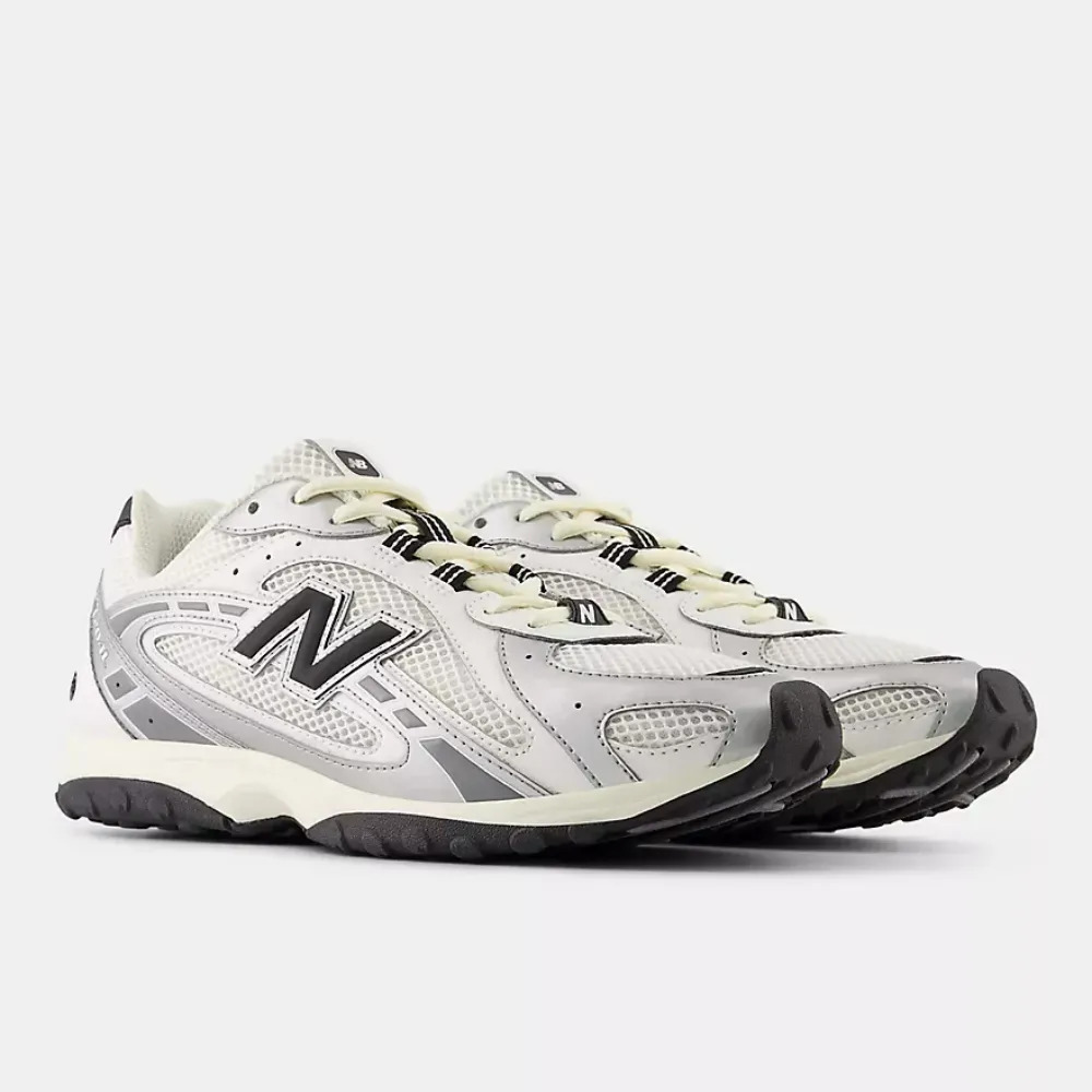 New Balance 204L Silver Metallic Black