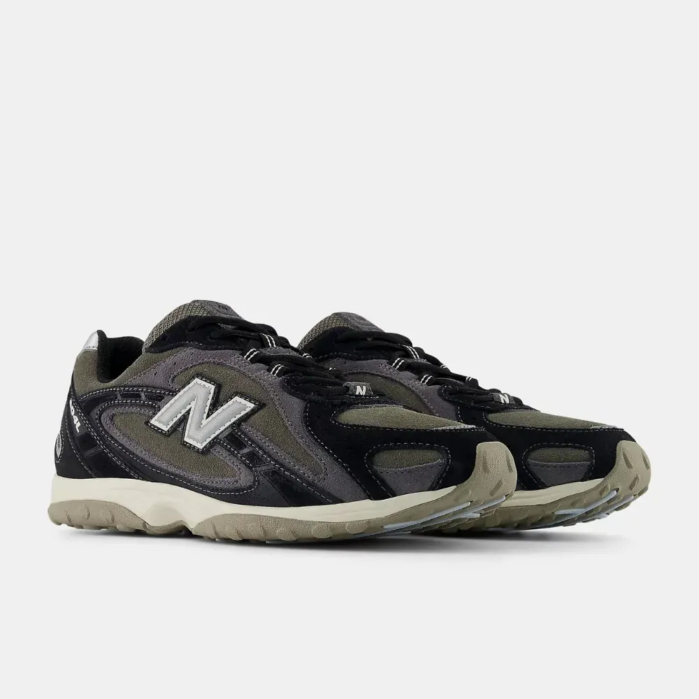 New Balance 204L Black Magnet