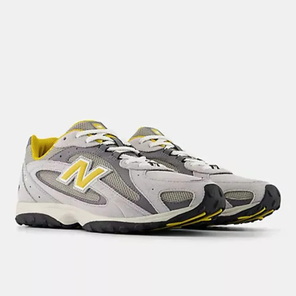 New Balance 204L Raincloud Baroque Gold