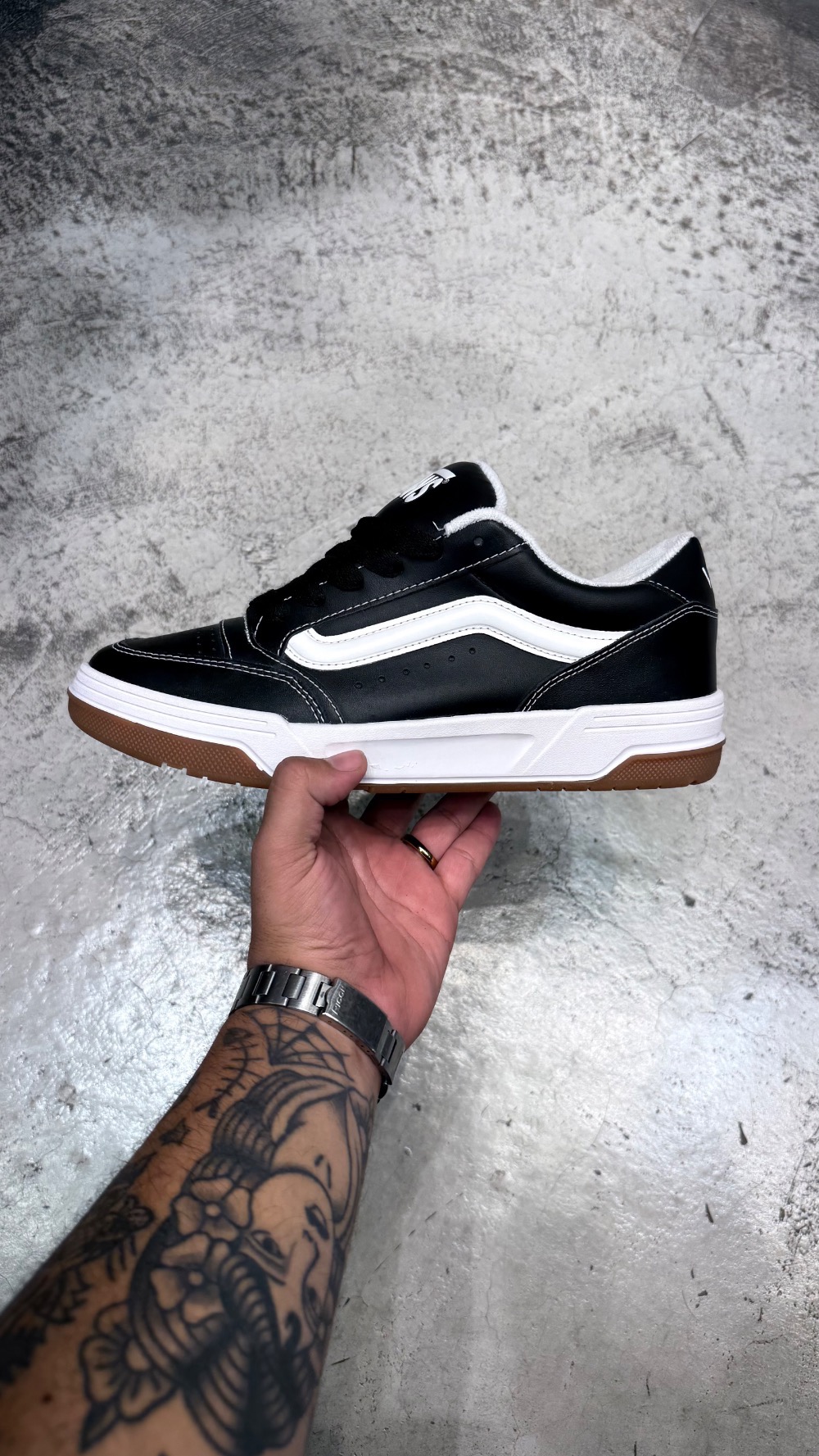 Vans Hylane Black White Gum — 40 / 41, Novo