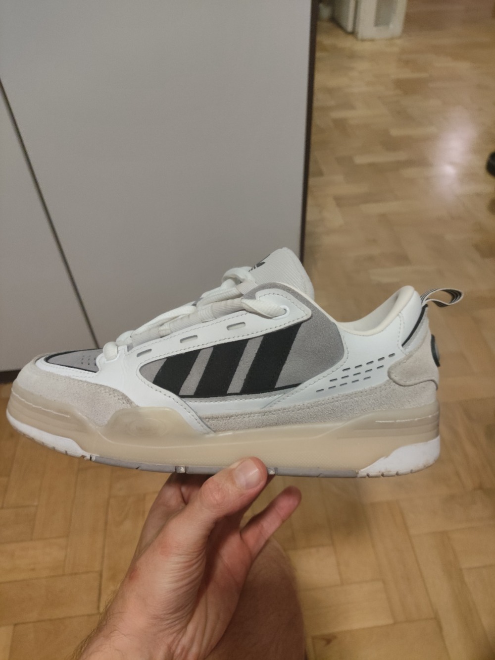 adidas ADI2000 Cloud White Core Black Chalk White