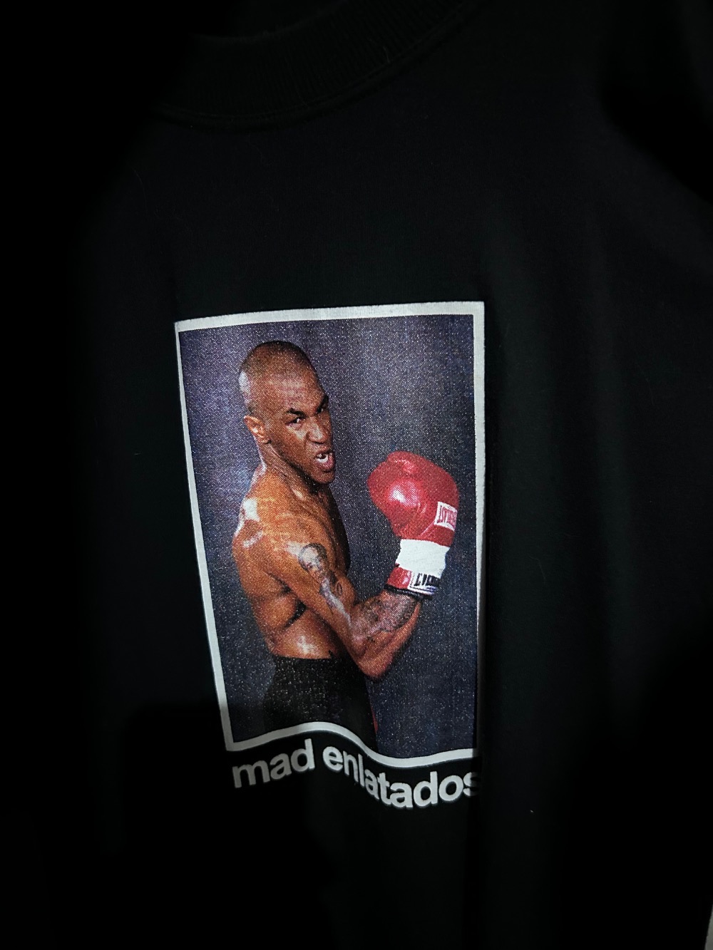 Camiseta “Tyson” Preta Mad Enlatados